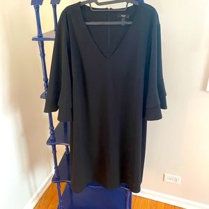 Aqua Curve (Bloomingdale’s) V Neck dress - 2x